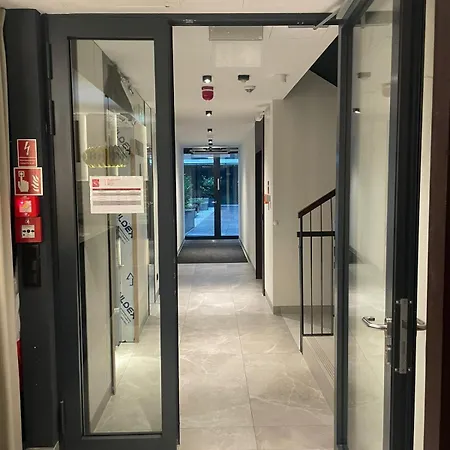 Luxury Downtown Atelier